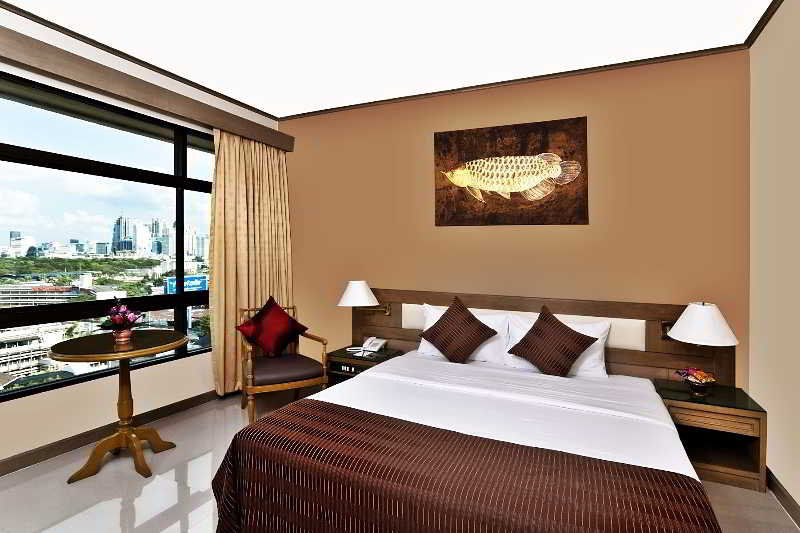 Отель Pinnacle Lumpinee Park Бангкок